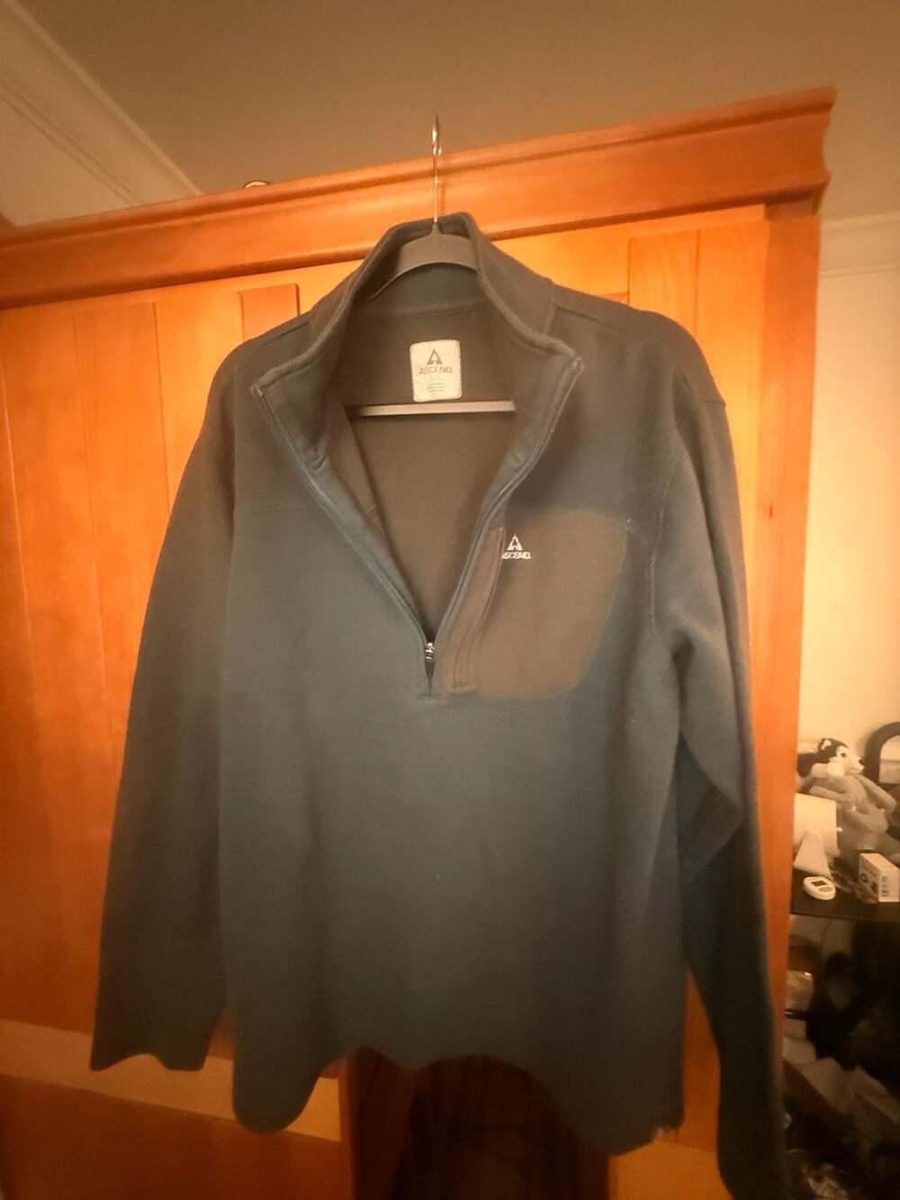 Ascend Men's Quarter-Zip Fleece Pullover with Chest Pocket